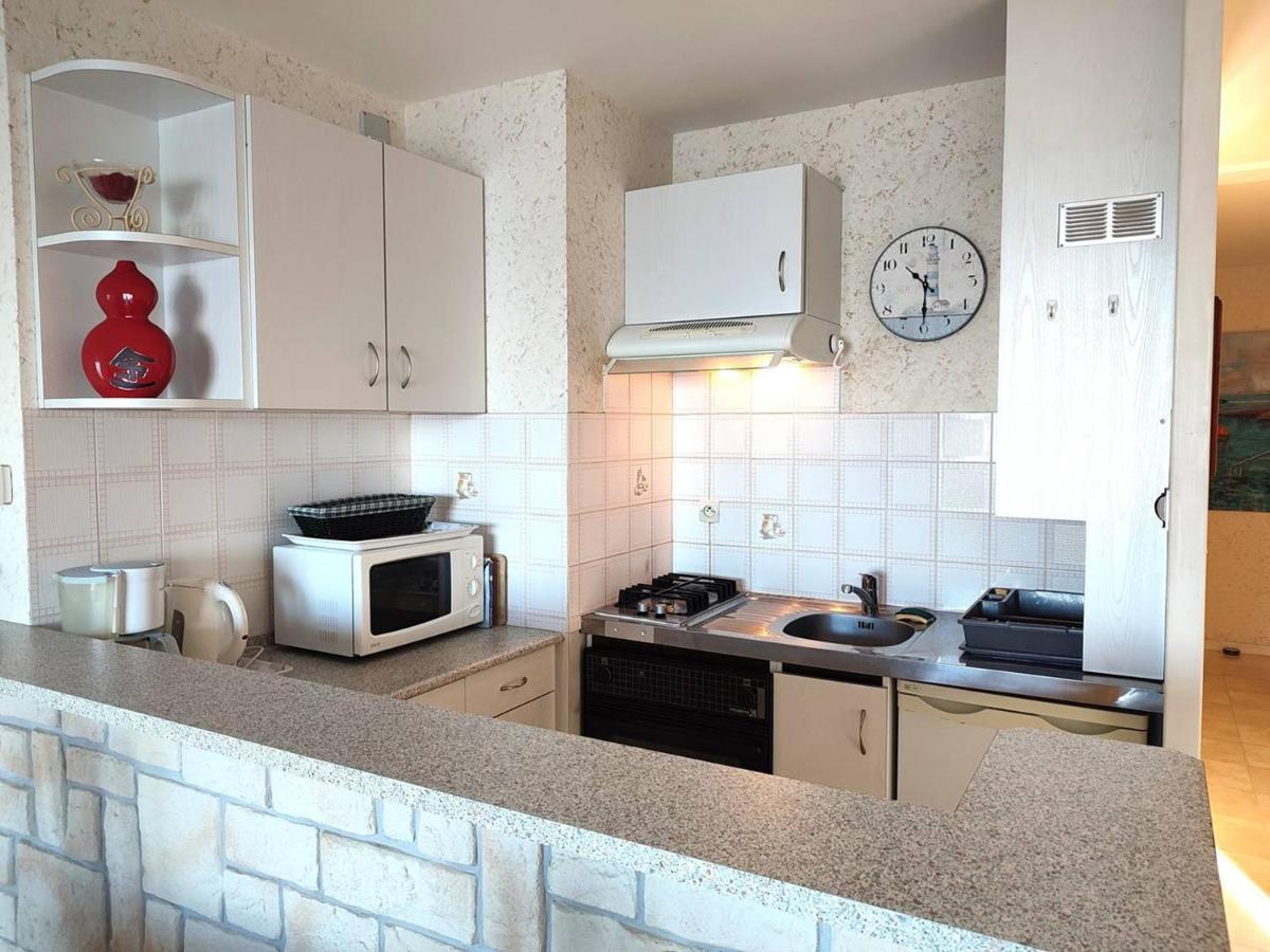 Superbe Appartement Avec Vue Mer Et Parking A Tregastel - Fr-1-368-29 Kültér fotó
